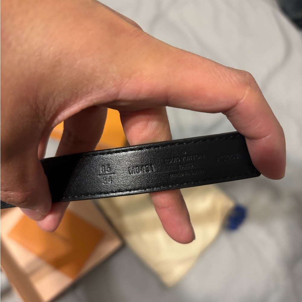 Louis Vuitton Gold Buckle Brown Belt - Picture 2 of 2